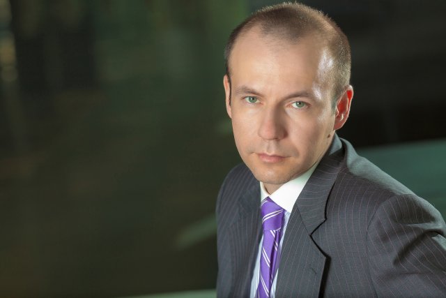 Marcin Serafin, Kierujący Wydziałem Transakcji z Klientami w Departamencie Skarbu Banku Millennium