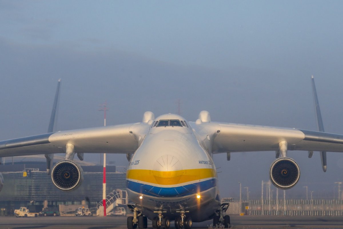 Wrak Antonov An 225 Mrija Największy samolot świata zniszczony