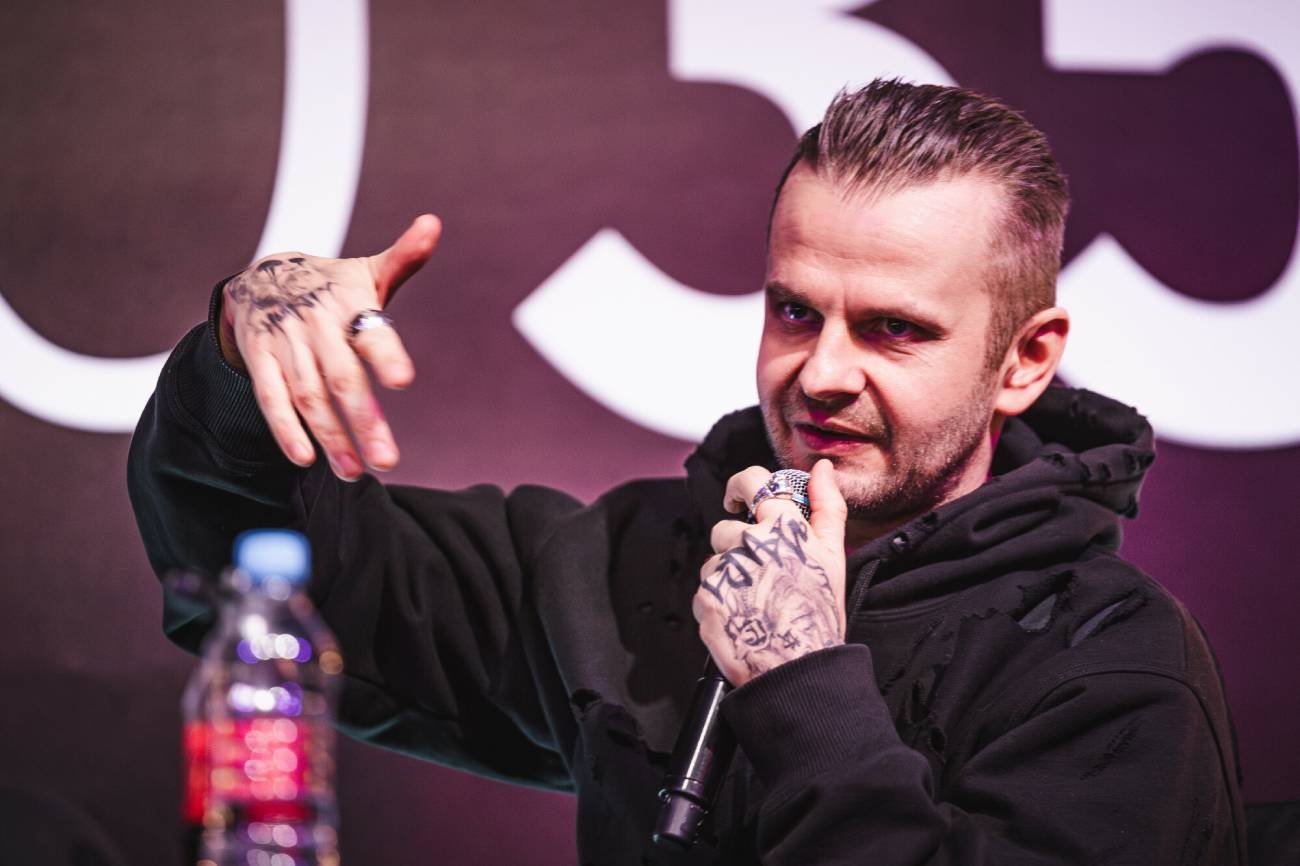 Andrzej Dragan wyreżyserował teledysk "Futurama 3" Quebonafide.