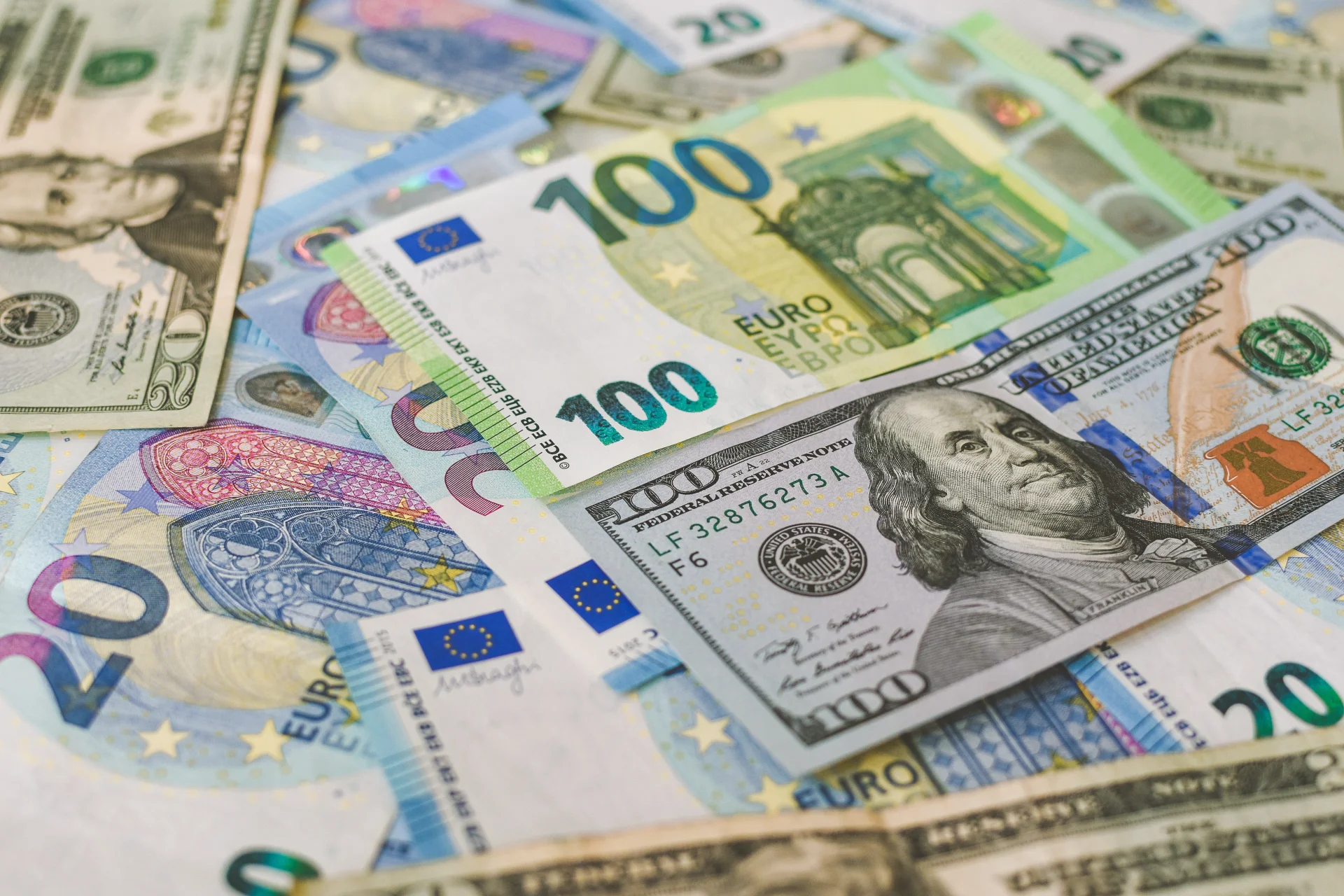 Kursy walut forex. Wtorek, 20 września 2022 (USD, EUR, CHF, GBP, PLN)