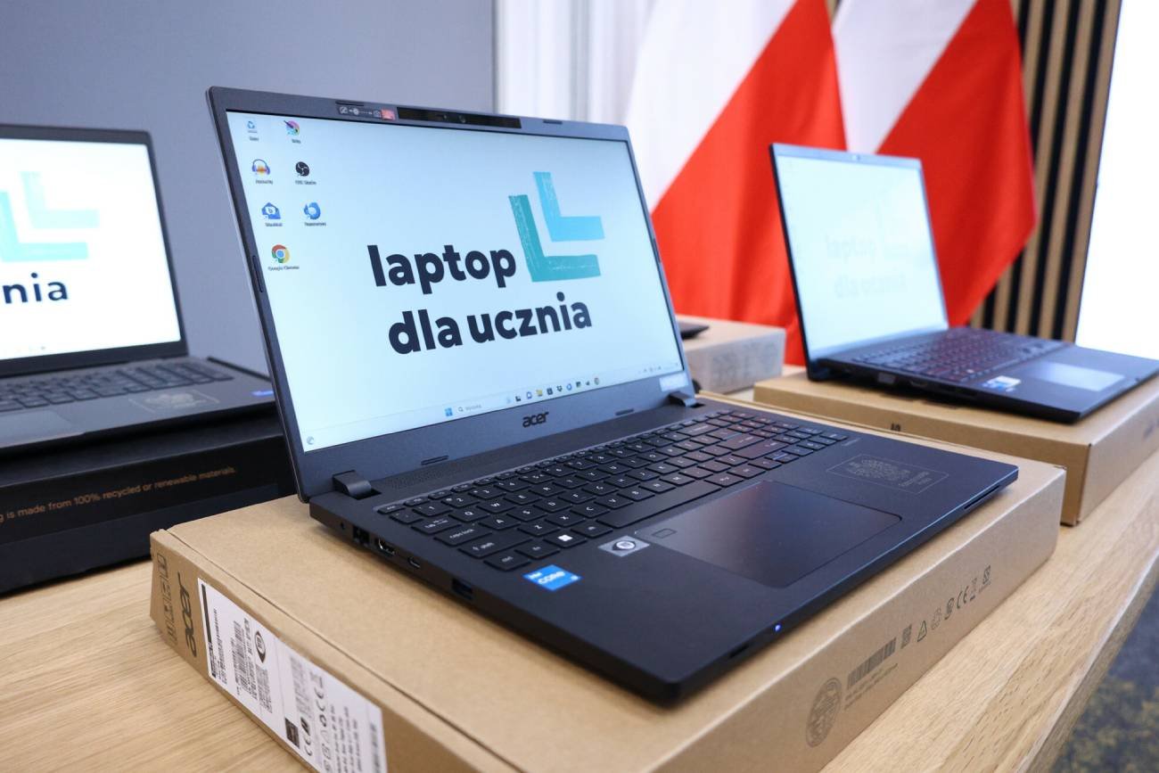 Laptopy w programie rządowym.