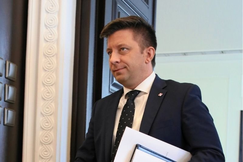 Michał Dworczyk ostrzega osoby, które będą chciały złamać zakaz przemieszczania się w noc sylwestrową.