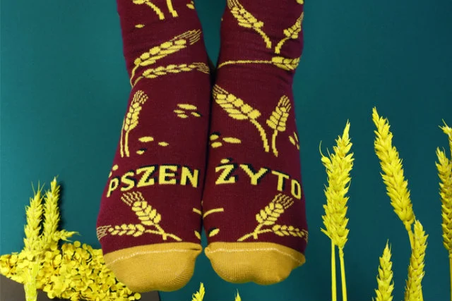 Teraz w sklepie można znaleźć też torby, bluzy, skarpetki, a w planach są również czapki