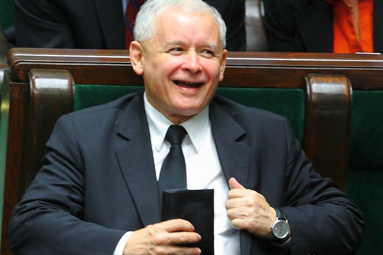 Kaczyński obiecuje, że będzie bronił gotówki