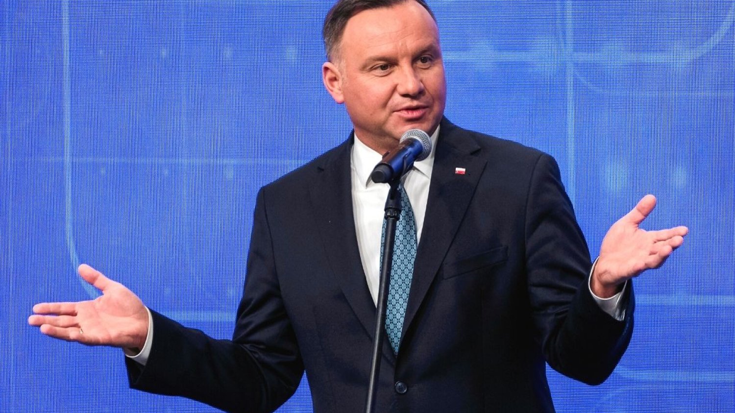 Halę Europark Wisłosan, w której ma znaleźć się fabryka maseczek, otwierał w styczniu prezydent Andrzej Duda.