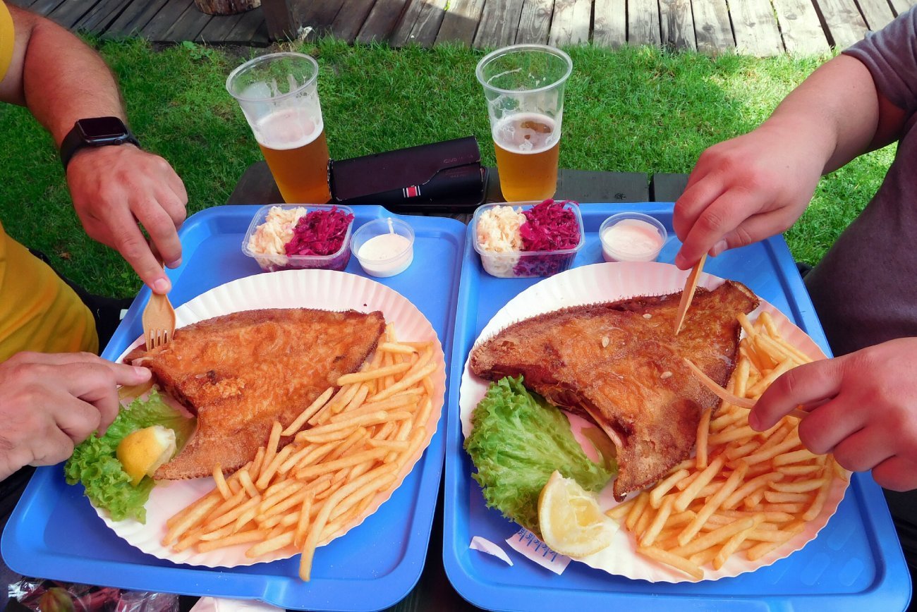 Drożej jest w górach, czy nad morzem?