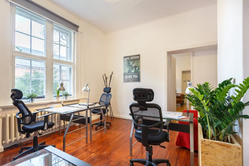 Wyrazem sharing economy w biznesie są m.in. biura współdzielone z innymi firmami