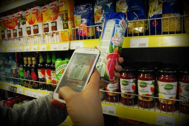 Zakaz handlu obejmie hipermarkety, a to daje dużą przewagę osiedlowym sklepom