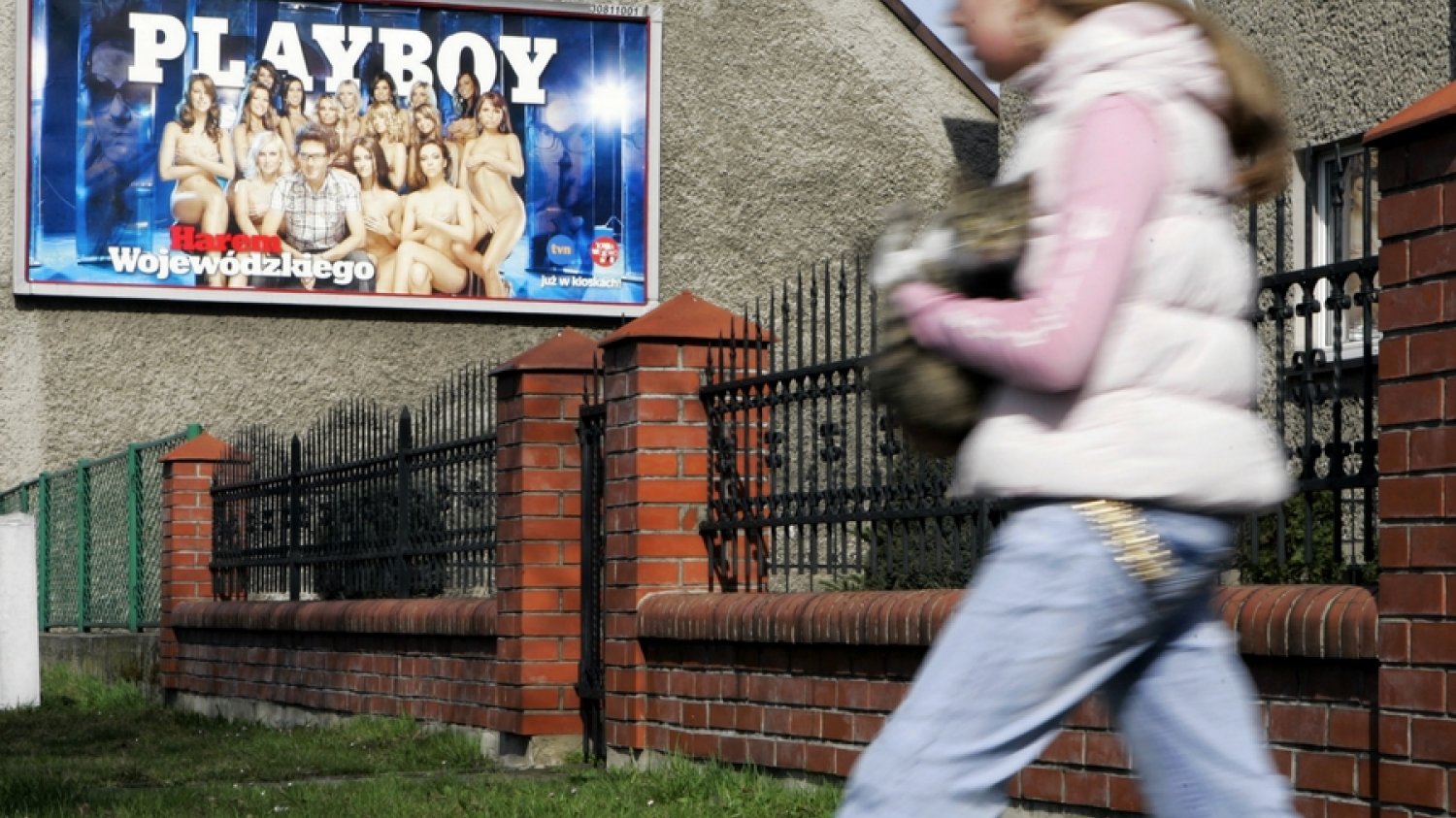 Amerykański "Playboy" znika z Facebooka. Los polskiego jeszcze nie jest przesądzony.