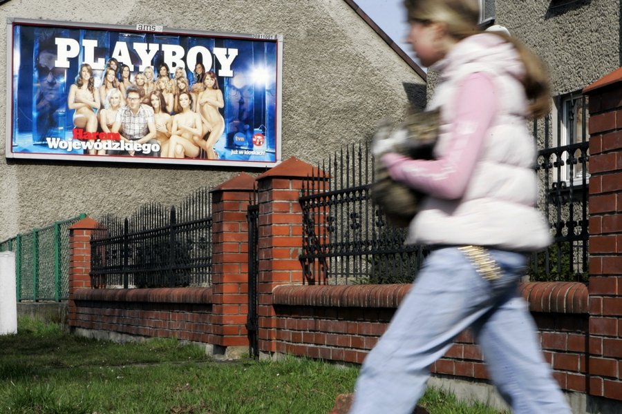 Amerykański "Playboy" znika z Facebooka. Los polskiego jeszcze nie jest przesądzony.