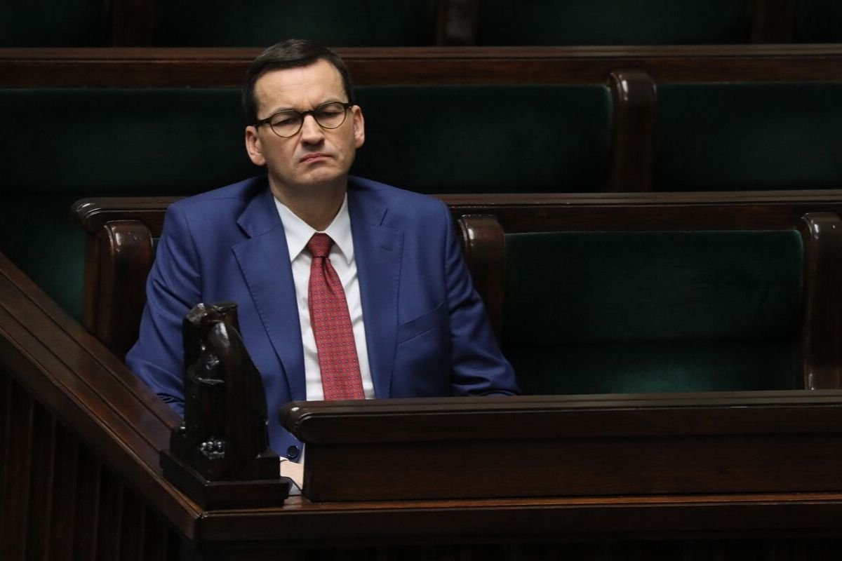 Od października do końca roku stawka PIT będzie wynosić 17,75 proc. Pełna obniżka będzie obowiązywać dopiero od 1 stycznia 2020 r.