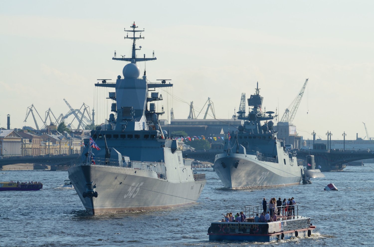 Kilka rosyjskich okrętów wyposażonych jest w lasery, które potrafią oślepić i wywołać halucynację u wrogów.