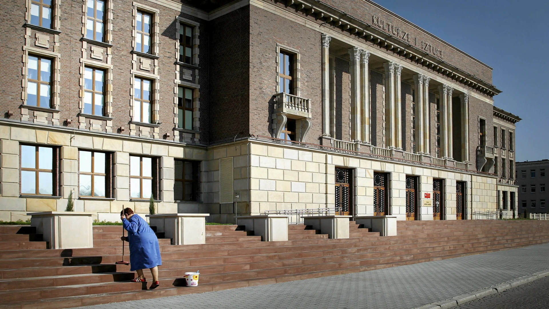 Sprzątaczki zarabiają często najniższą krajową