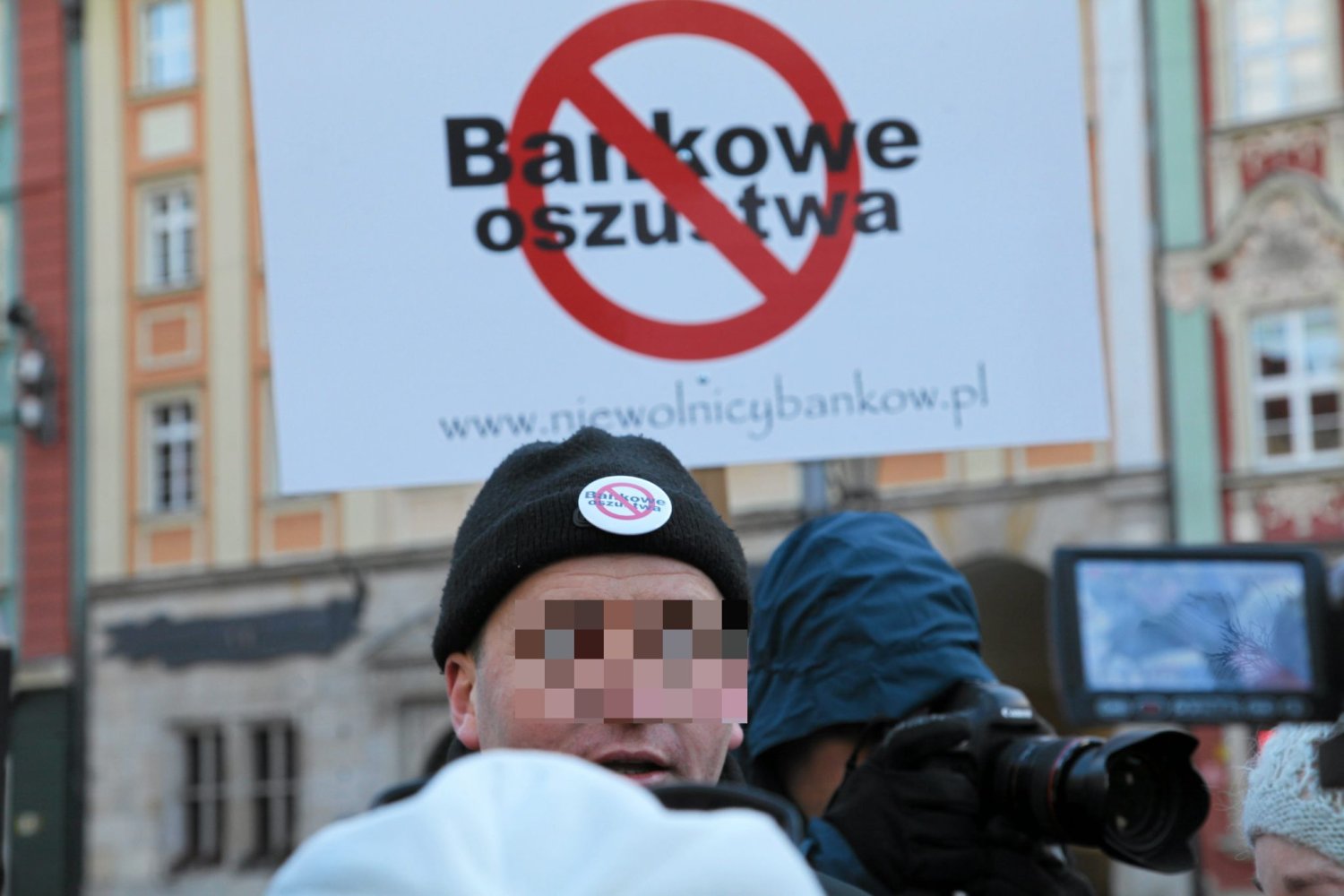 Wywindowane ceny za obsługę prawną w procesie o kredyt frankowy mogą sprawić, że frankowicz kwotę uzyskaną od banku wyda na prawnika.