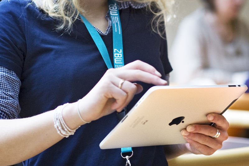 Jedna aplikacja może zastąpić całe szafy segregatorów.