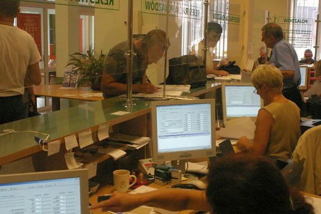 Obecnie aby dopisać się do rejestru wyborców nie trzeba mieszkać w danym mieście, iść do urzędu - wszystko załatwimy przez internet.
