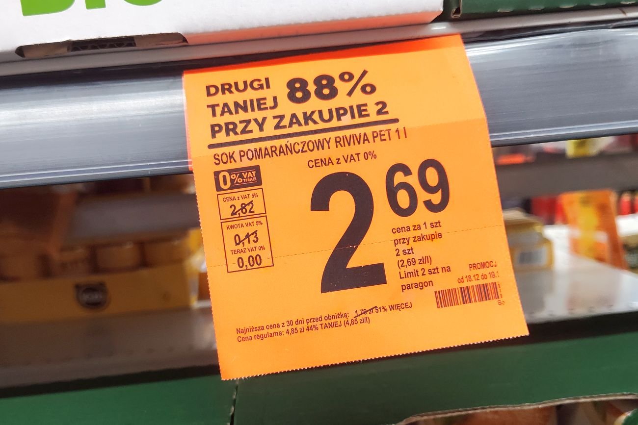 Wiecie, ile kosztuje ten sok? Nie, nie jest to 2,69 zł. Cena za jeden karton to 4,85 zł.