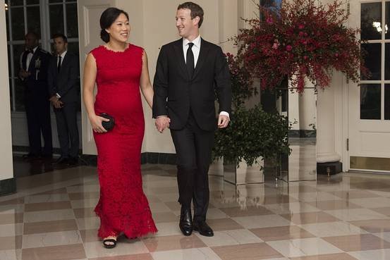 Priscilla Chan i Mark Zuckerberg ogłosili w czerwcu 2015, iż spodziewają się swego pierwszego dziecka