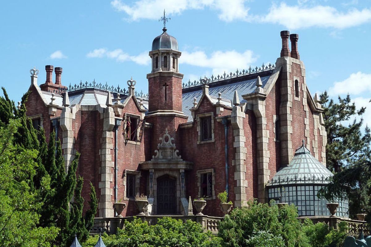 Japońska agencja nieruchomości sprzedaje nawiedzone domy. Ich ceny i lokalizacje są bardzo atrakcyjne.