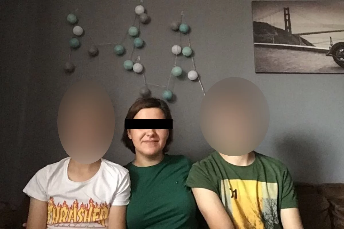 Takim zdjęciem Agata K. opatrzyła zbiórkę na Pomagam.pl.