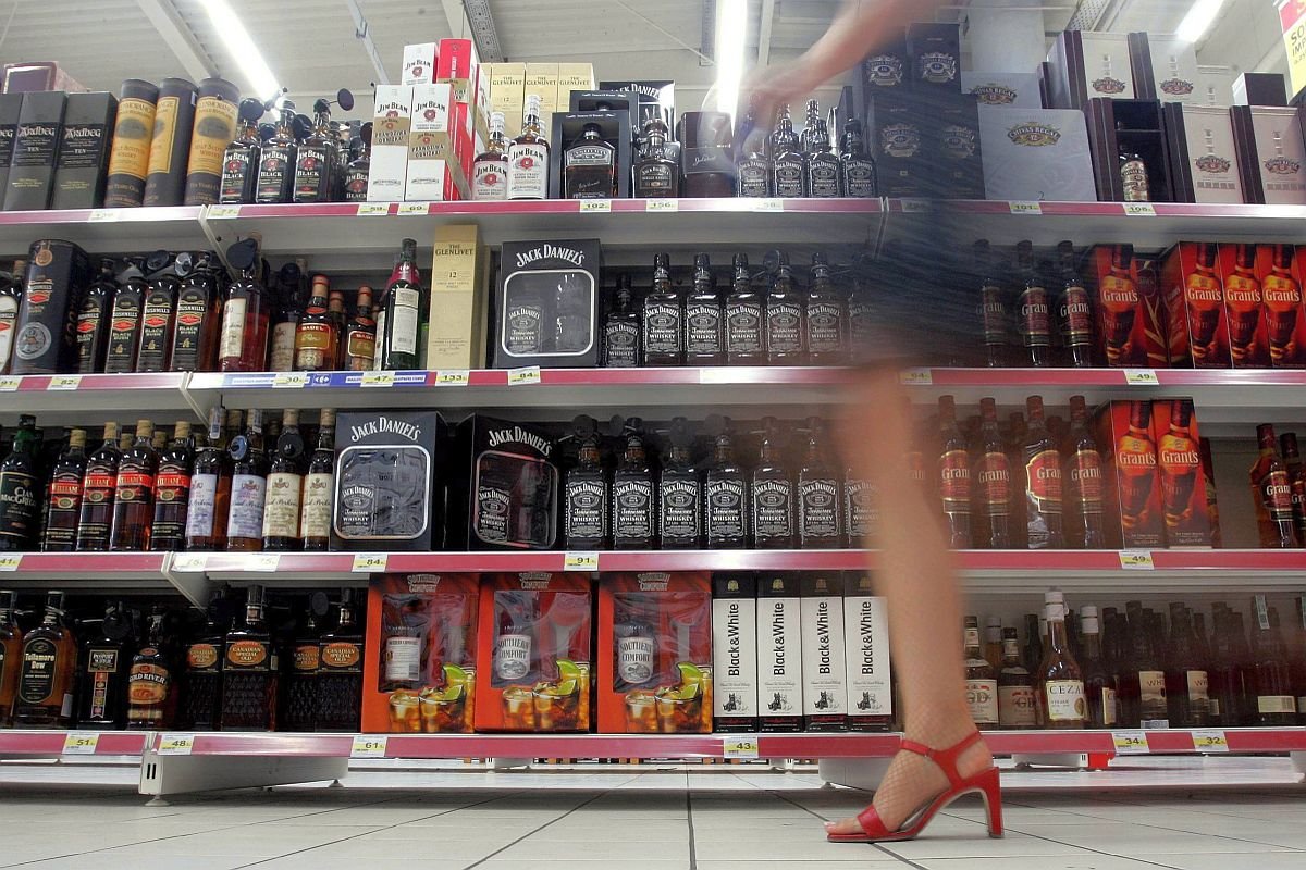 Nocna sprzedaż alkoholu w Krakowie zostanie poważnie ograniczona przez same sklepy