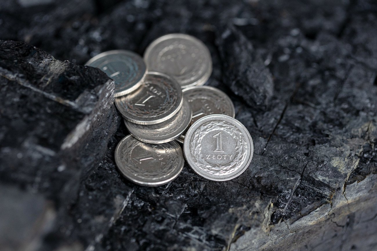 Polacy kombinują, by dostać pieniądze z dodatku węglowego