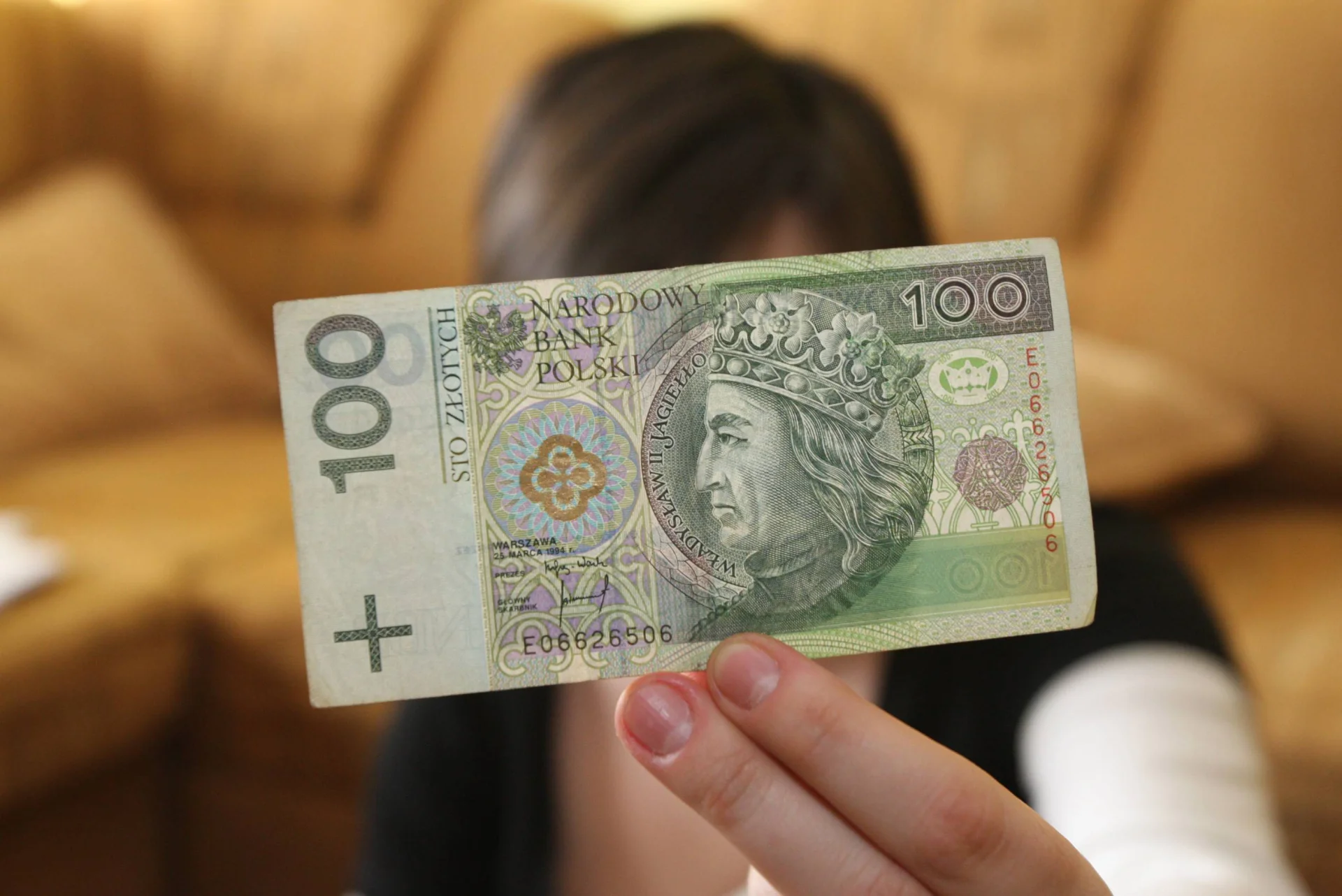 Ponad połowa Polaków nie jest świadoma, że inflacja obniża wartość pieniędzy na nieoprocentowanym koncie