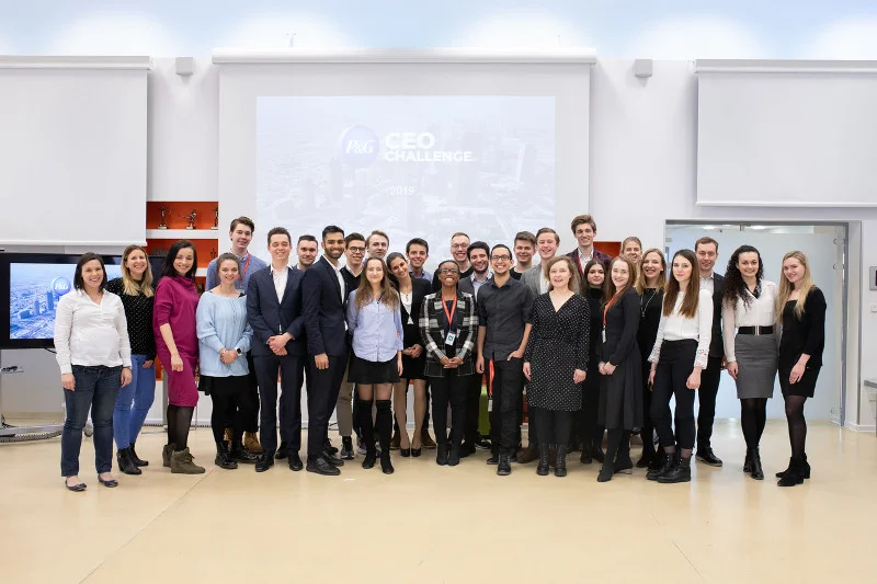 CEO Challenge to jeden z programów, dzięki któremu firma P&G pozyskuje młode talenty. Skierowany do studentów najlepszych uczelni, stanowi doskonałą okazje do sprawdzenia się w roli przyszłych managerów firmy. Dzięki CEO Challenge, każdy uczestnik może po