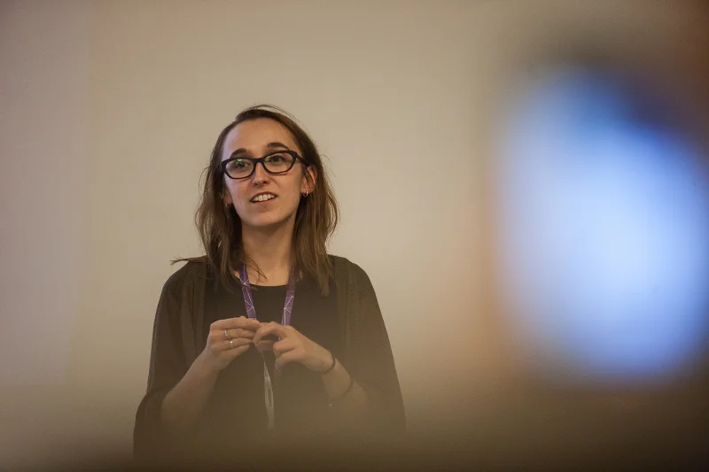 Anna Krawczyk na hackathonie "Hackuj śląski transport!", organizowanym przez Koduj dla Polski w ramach festiwalu Arts&Bits w Katowicach w 2015 roku