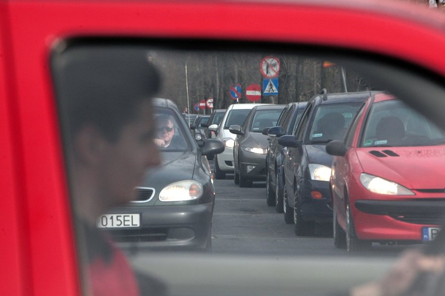 Po południu jesteśmy "20 procent głupsi", jak twierdzą naukowcy. Przesiadywanie w pracy nie służy odpoczynkowi mózgu.