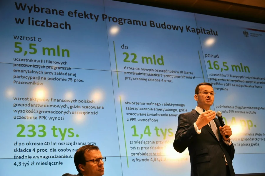 Wicepremier Morawiecki prezentuje założenia reformy OFE, kilkakrotnie od tamtej pory zmienione.