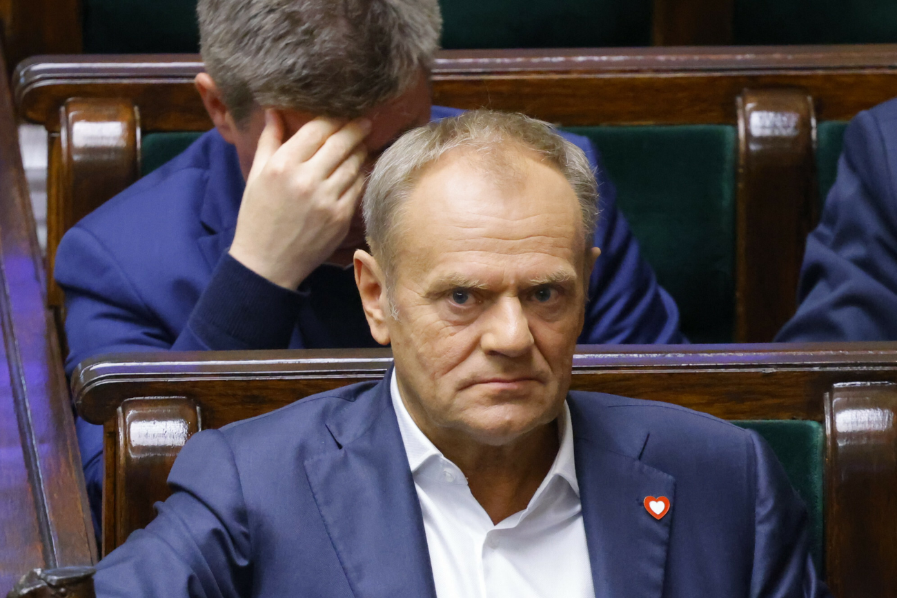 Tusk podnosi płacę minimalną. Handlowcy ostro reagują: Nie udźwigniemy tego