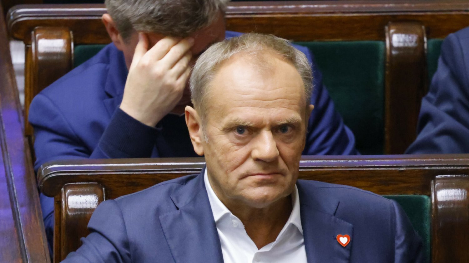 Polska Izba Handlu wyraża protest wobec decyzji o podwyższeniu pensji minimalnej przez rząd Donalda Tuska.