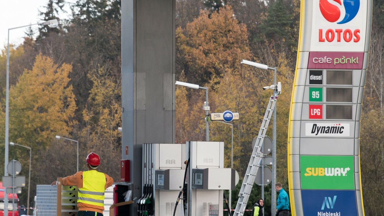 Orlen wraz z Lotosem przejął 92,5 mln zł długu wobec państwa