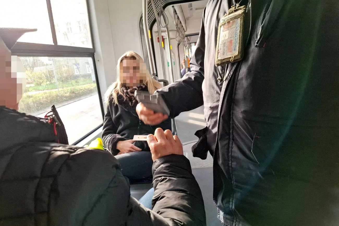 Kontrola biletów.