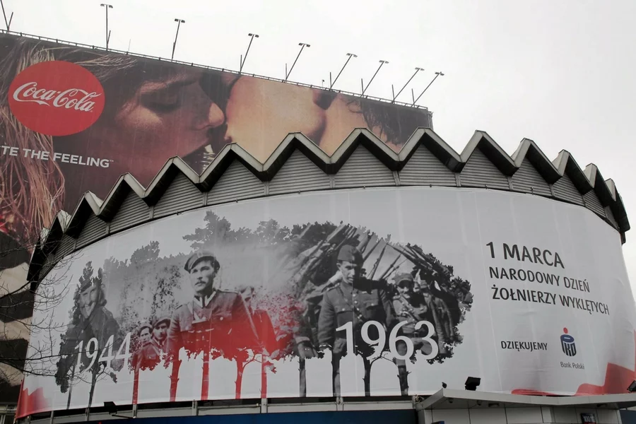 PKO BP już wiosną przypomniało warszawiakom o rocznicy Powstania Warszawskiego.