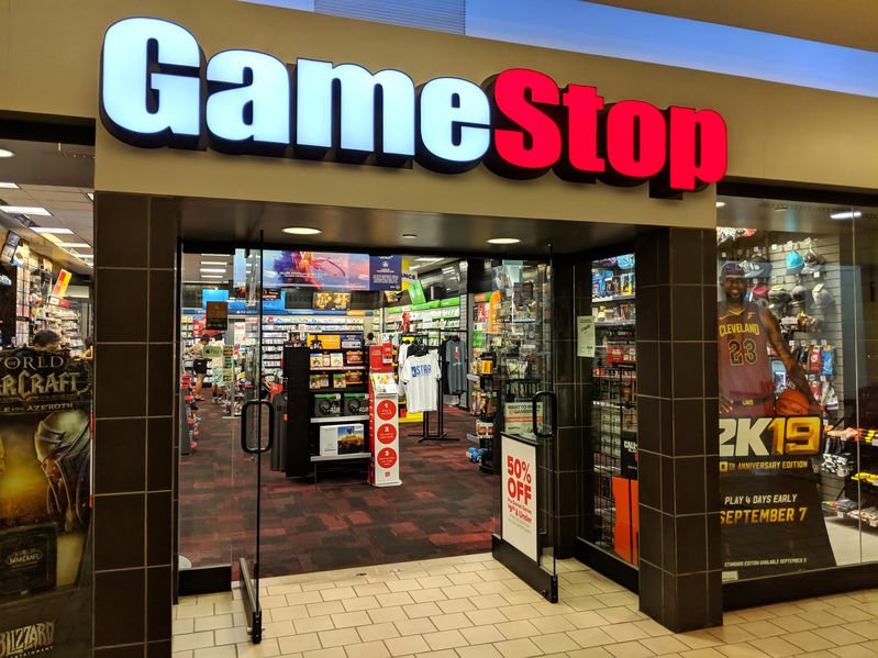 Akcje GameStop znowu wystrzeliły w górę.