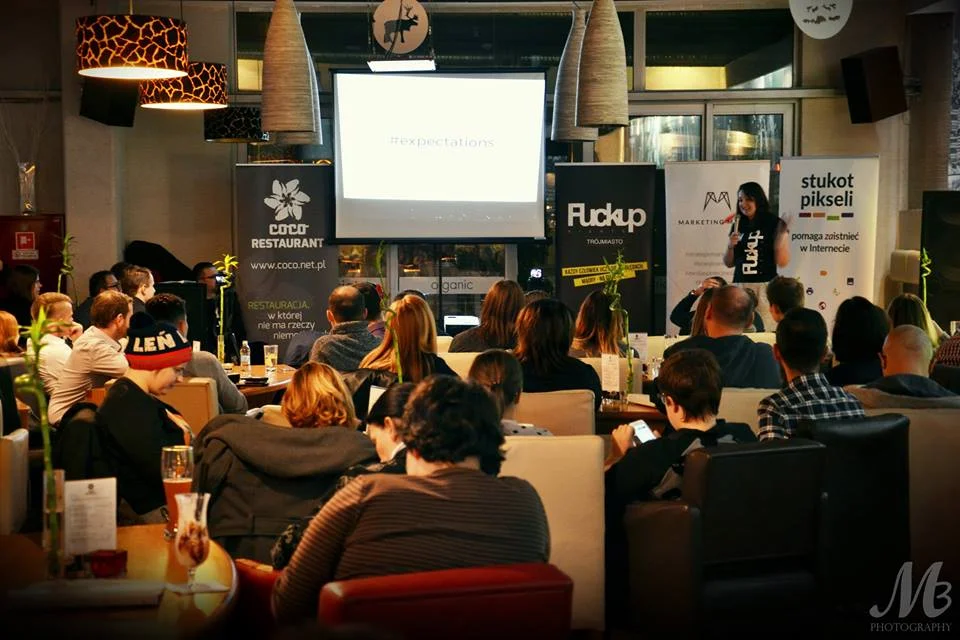 Agata Kukwa opowiada swoją historię na FuckUp Nights Trójmiasto #10
