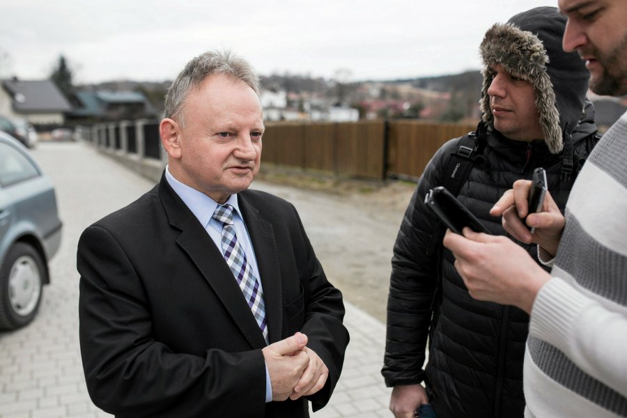 Burmistrz Muszyny Jan Golba. Rada Miasta Muszyna sprzeciwiła się obniżeniu jego pensji.