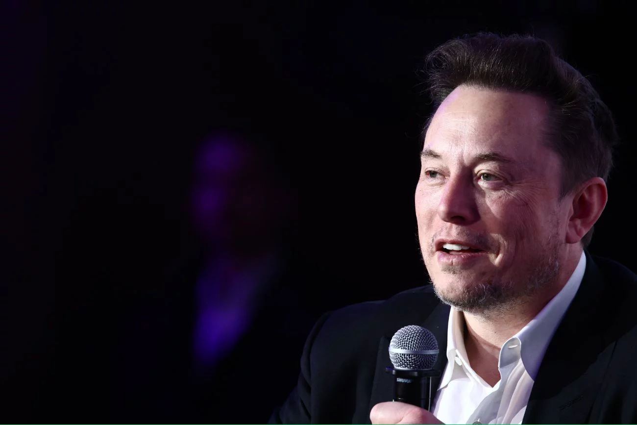 Elon Musk ogłosił firmę Macrohard i zamierza na poważnie rywalizować z Microsoftem.