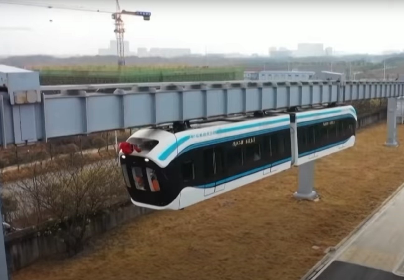 Pierwszy chiński pociąg typu "air rail" - maglev Xingguo.