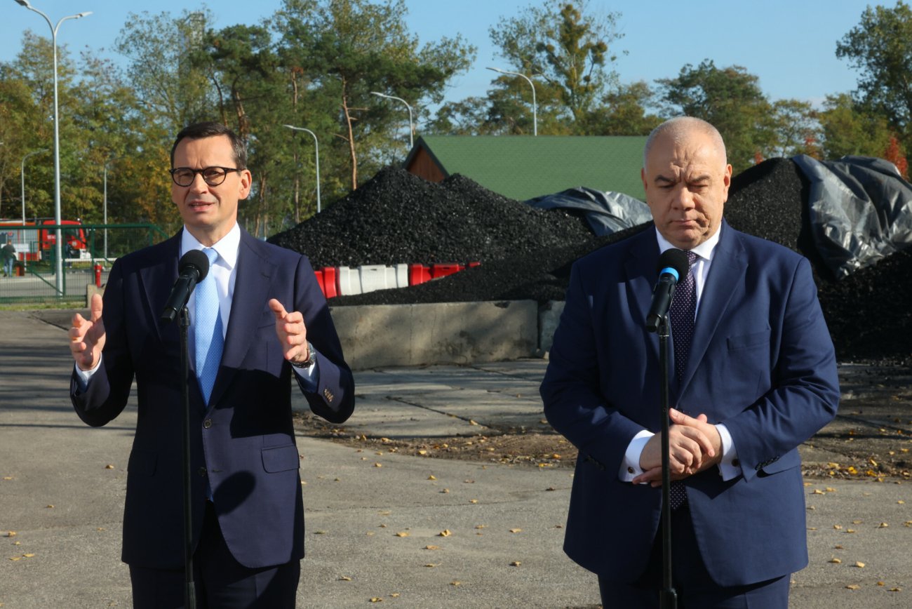 Mateusz Morawiecki, Jacek Sasin