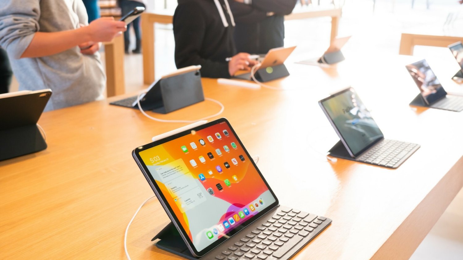 Kontrowersyjna reklama nowego iPada – wiceprezes Apple przeprasza