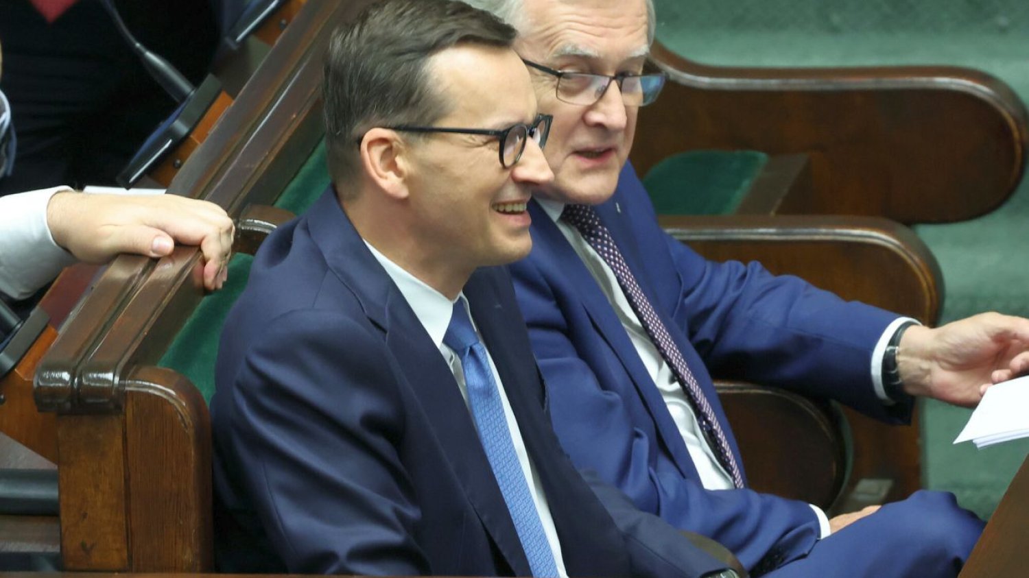 Wielkie podwyżki wynagrodzeń, o których opowiada premier, okazują się mitem. Zjadła je inflacja