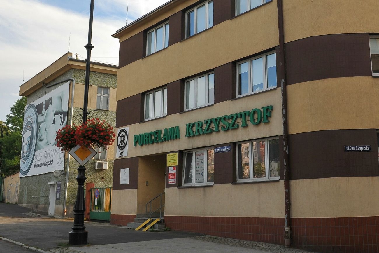 Wiemy, w jaki sposób państwowy koncern wykończył Fabrykę Porcelany "Krzysztof"