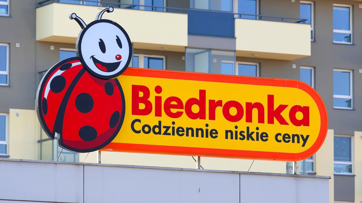 Logo sklepu Biedronka.