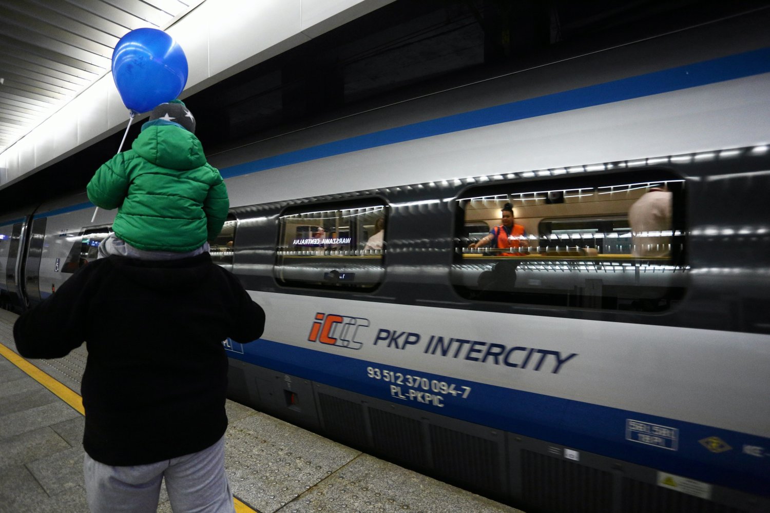 punktualność. Ta sfera wciąż wymaga dużej poprawy, jeśli chodzi o PKP Intecity