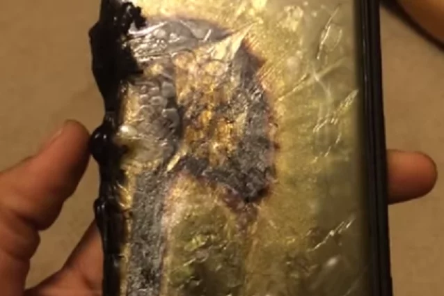 Spalony s7 Edge.