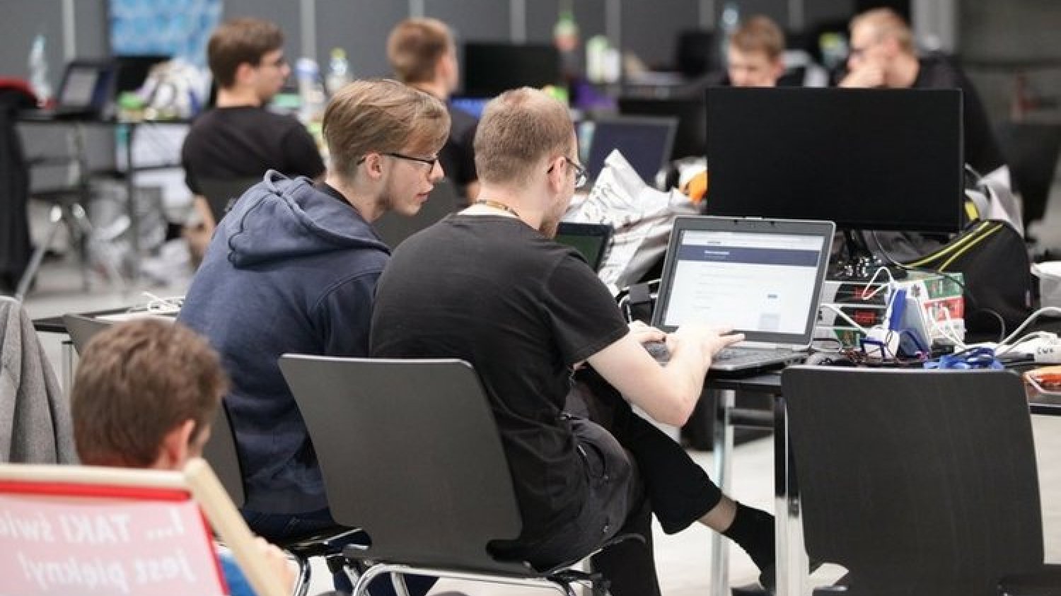 Najbardziej pożądani pracodawcy 2020 roku to m.in. HubSpot, Bai & Co. oraz DocuSign. W rankingu spadli natomiast giganci tacy jak Google czy Facebook.
