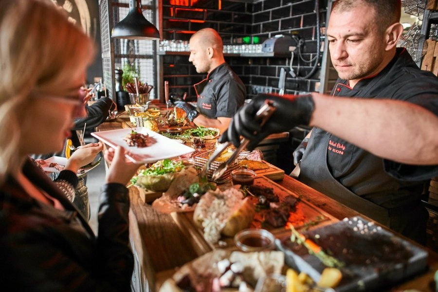 36 mld zł zostawiliśmy w lokalach gastronomicznych od początku 2017 r.